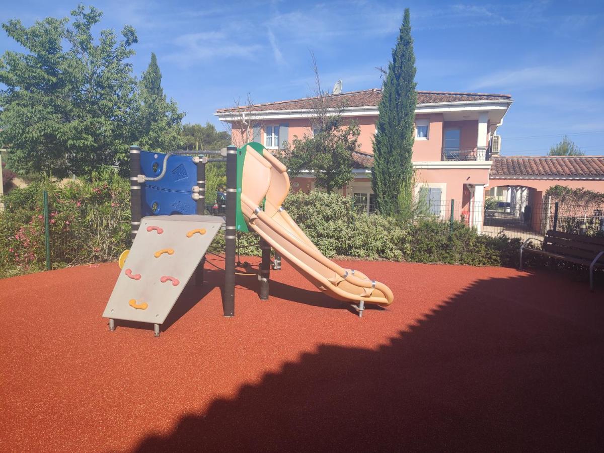 L'Arbois - T2 Avec Piscine Entre Aix Et Marseille Lägenhet Cabriès Exteriör bild